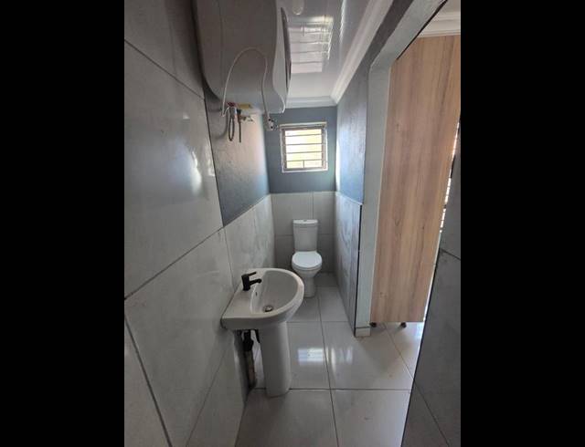 6 BEDROOM PROPERTY TO RENT IN MOKOPANE